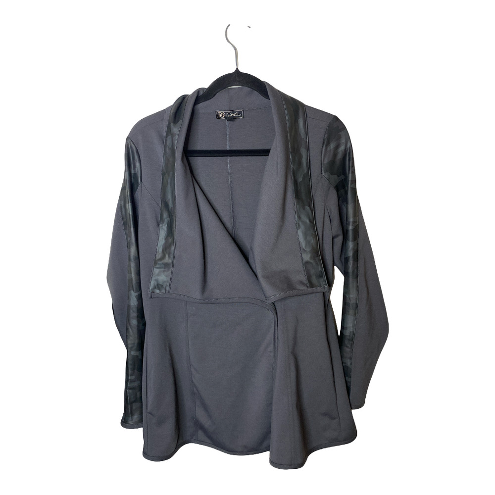 DG2 by Diane Gilman Shawl Collar Coated Ponte Knit Jacket Gray Camo Size Medium